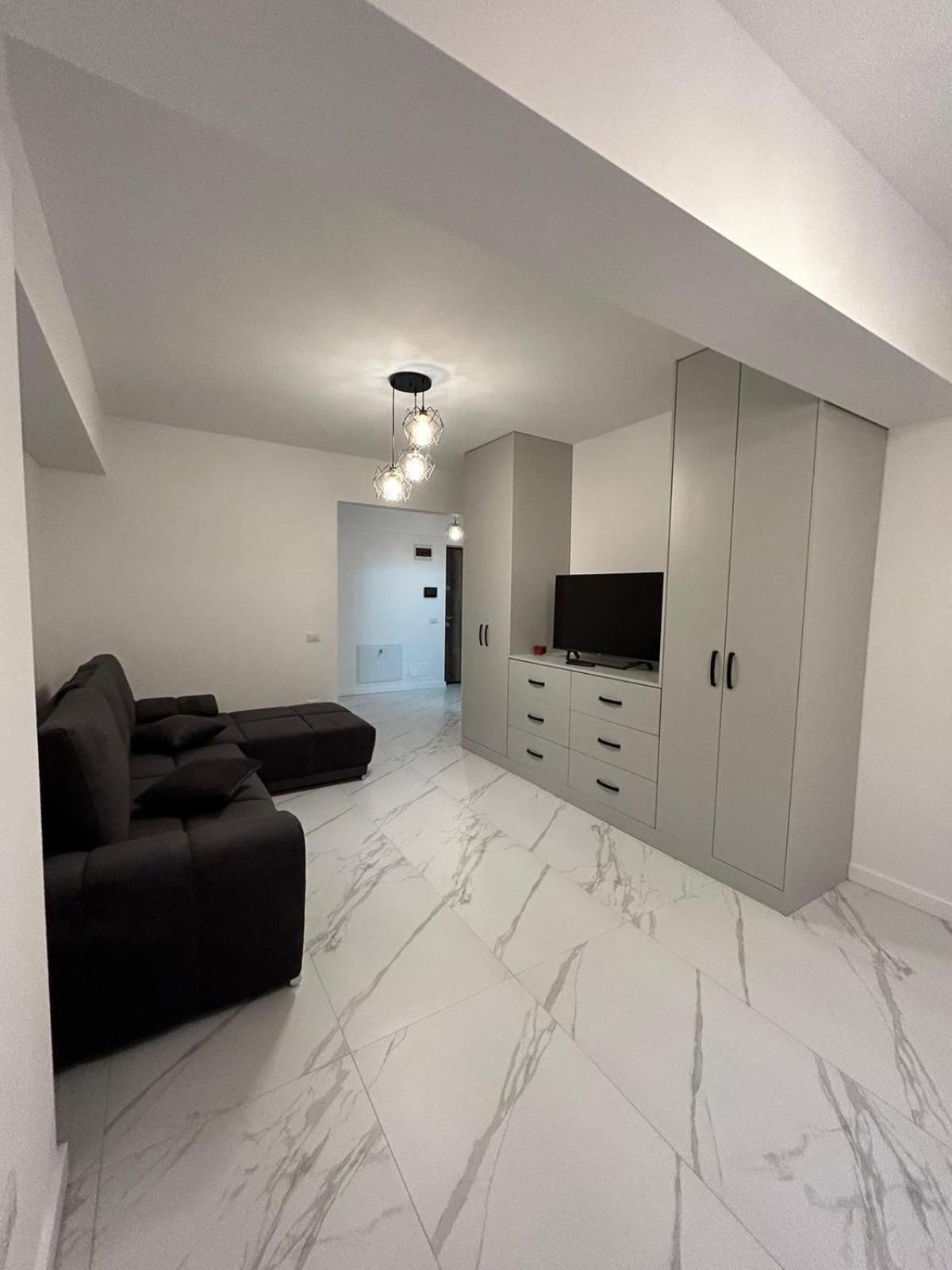 Exclusive Ultracentral Apartments And Studios #Enescu#Universitatii#Szucsáva Kültér fotó