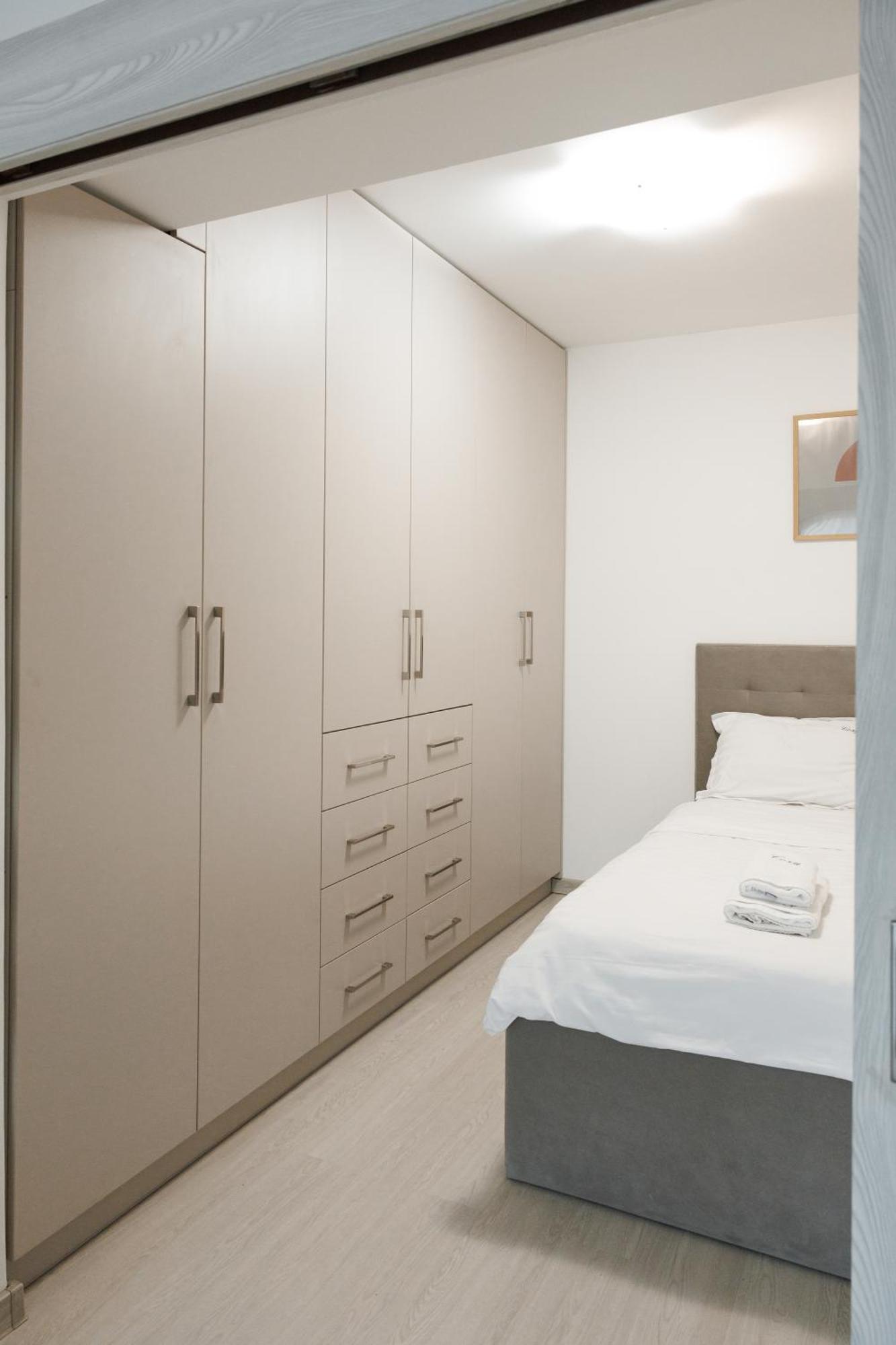 Exclusive Ultracentral Apartments And Studios #Enescu#Universitatii#Szucsáva Kültér fotó